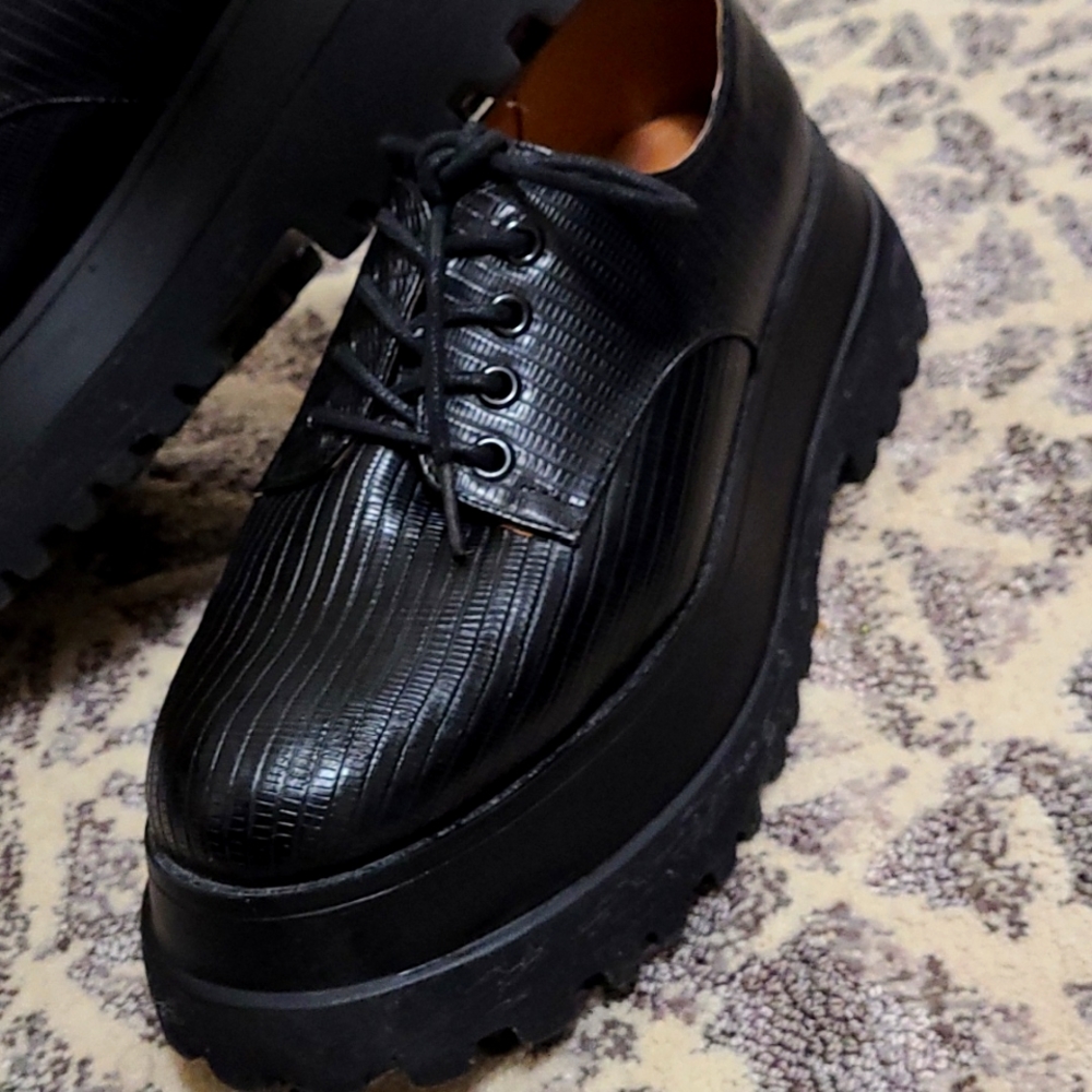 Asos platform saddle shoes 9W